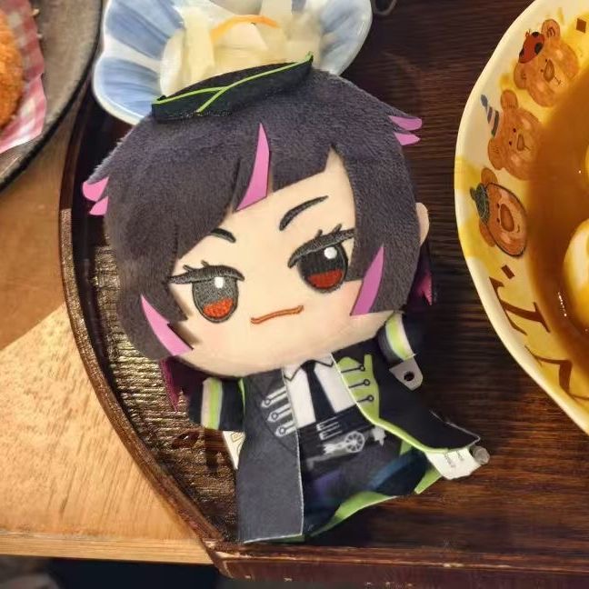 Anime Merchandise For Sale - Peluche torsadée Lilia Vanrouge de 10