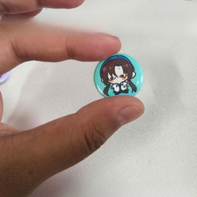 5 badges/pins décoratifs minia - Evangelion Anime Merchandise avis et prix
