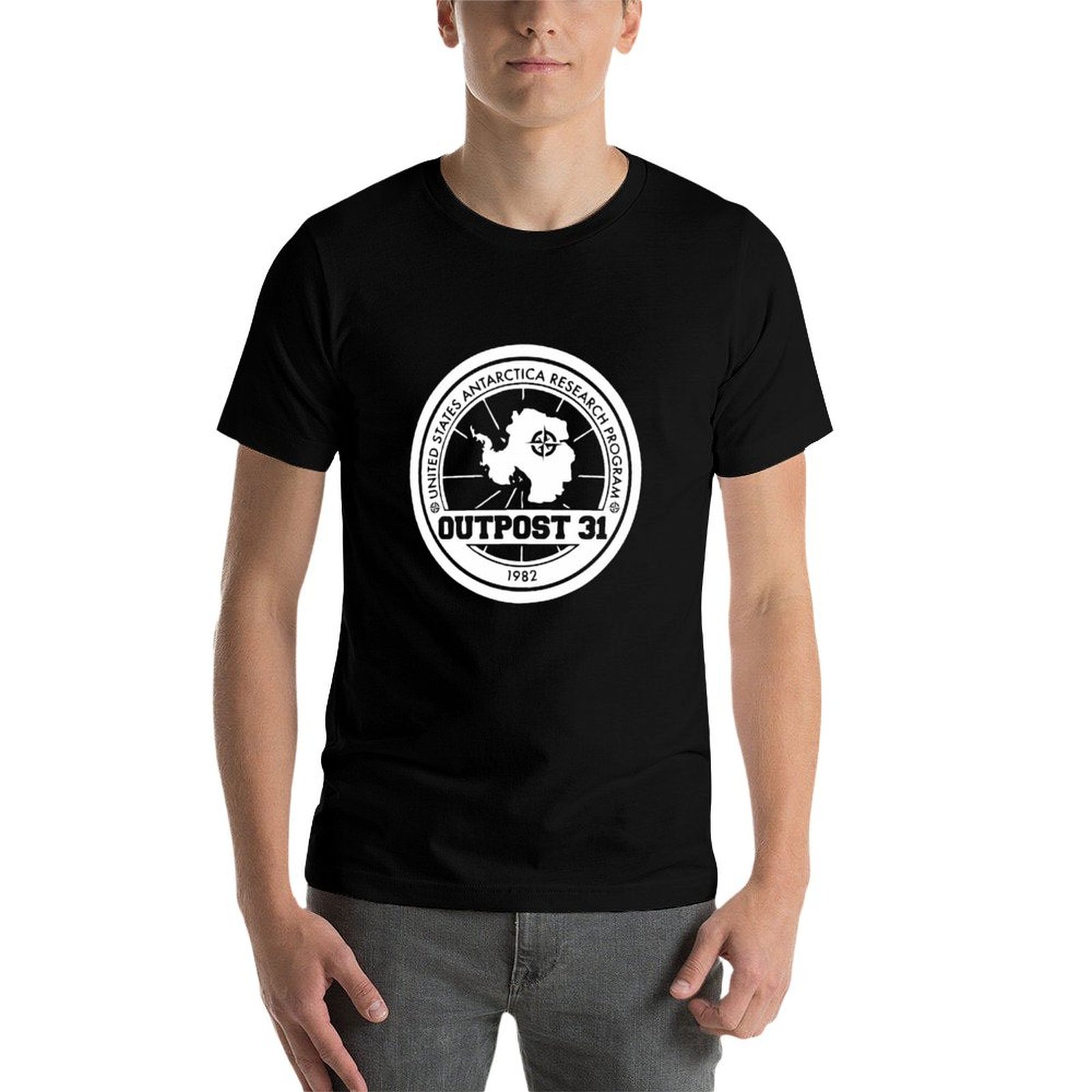 T-Shirt avec Logo Outpost 31 p - Anime Merchandise T Shirt avis et prix